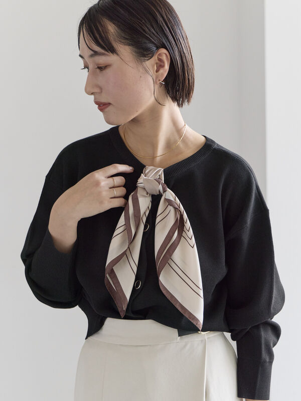 幾何柄シルクスカーフ(ベージュ/イエロー/ブルー/アクセサリー/その他 幾何柄シルクスカーフ(ベージュ/イエロー/ブルー/アクセサリー/その他