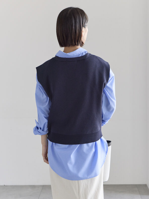 セール】 総針ポケット付きVネックベスト《2026 spring catalog item