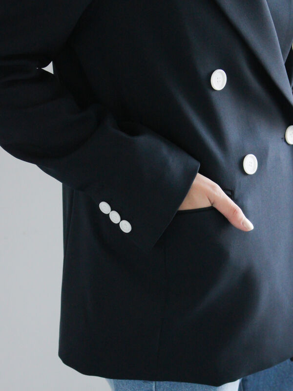 デタッチベルトテーラードジャケット《2026 spring catalog item