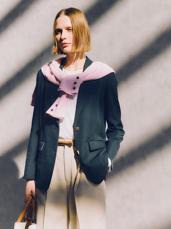 シングルブレストテーラードジャケット《2026 spring catalog item》（ネイビー）｜Te chichi（テチチ）通販