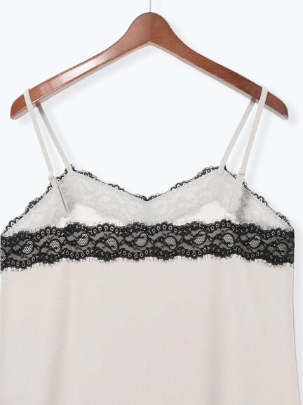 【2026年3月InRed掲載波瑠さん着用】イレギュラーヘムレイヤードレースキャミ（オフホワイト/グレー/ブラック）｜Te chichi（テチチ）通販