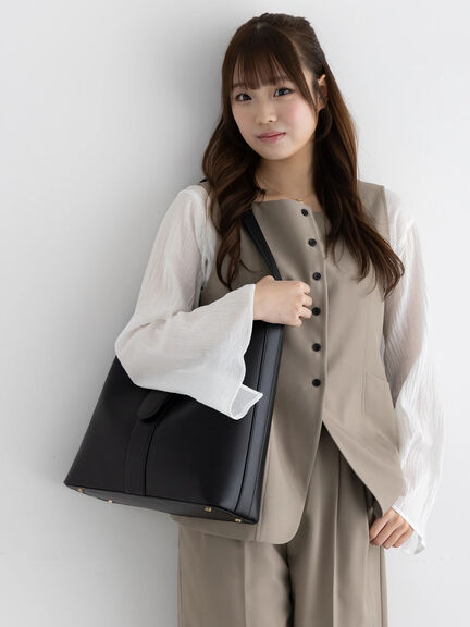 スクエアネックジレ【AOYAMA FASHION ASSOCIATION × Té chichi】（モカ/ネイビー）｜Te chichi（テチチ）通販