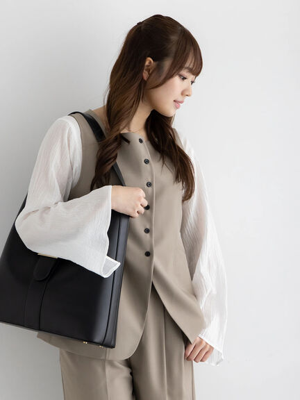 スクエアネックジレ【AOYAMA FASHION ASSOCIATION × Té chichi】（モカ/ネイビー）｜Te chichi（テチチ）通販