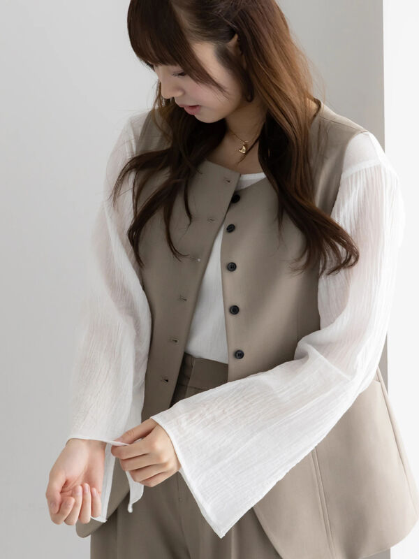 セール】 スクエアネックジレ【AOYAMA FASHION ASSOCIATION × Té