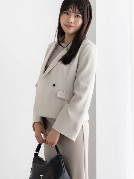 フレア袖クロップトテーラードジャケット【AOYAMA FASHION ASSOCIATION × Té chichi】（ベージュ/ネイビー）｜Te chichi（テチチ）通販