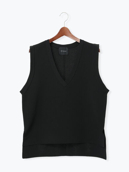 【2026年3月InRed掲載波瑠さん着用】Vネックニットベスト（オフホワイト/ブラック/サックスブルー）｜Te chichi（テチチ）通販