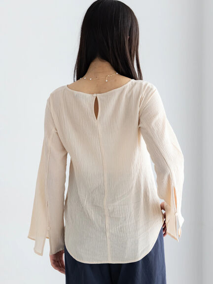 クレープフレアスリーブブラウス【AOYAMA FASHION ASSOCIATION × Té chichi】（オフホワイト/オレンジ）｜Te chichi（テチチ）通販