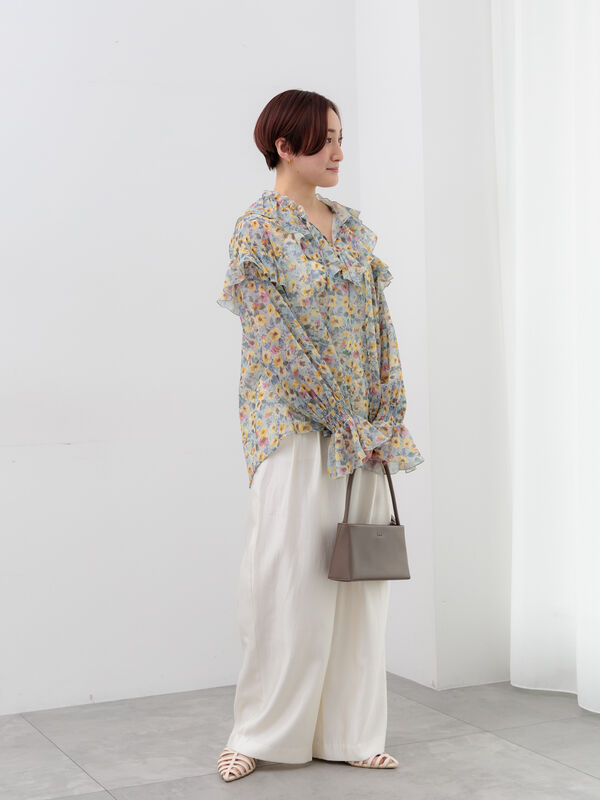 フラワープリントフリルブラウス URBAN RESEARCH ROSSO｜フラワープリントフリルブラウス | Rakuten