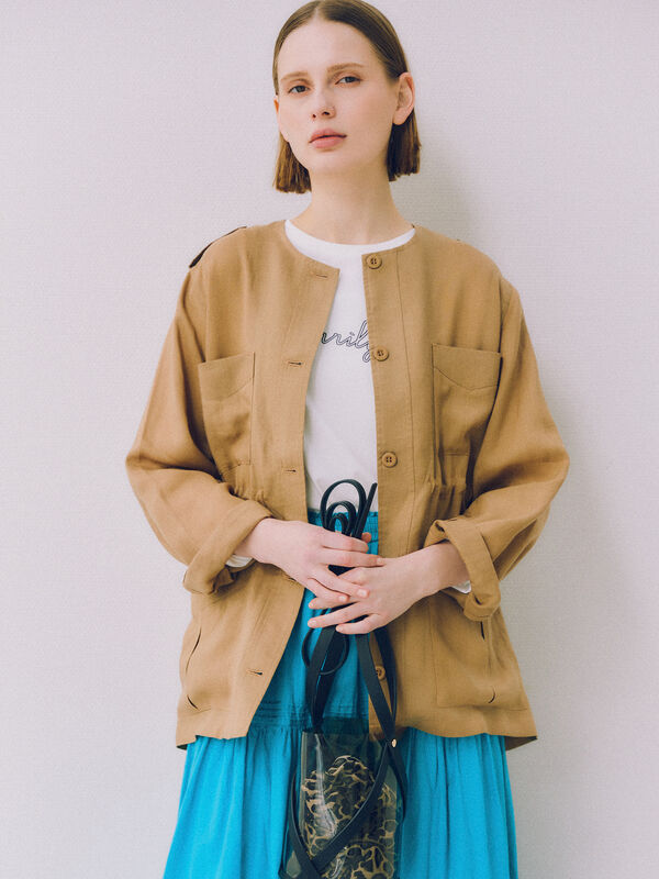 ノーカラーサファリジャケット《2026 spring catalog item》（ベージュ/ブラウン/ネイビー）｜Te chichi（テチチ）通販