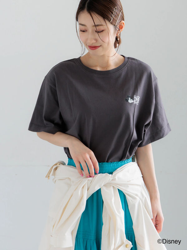 セール】 【Disney】MICKEY/ロゴプリントTシャツ（オフホワイト