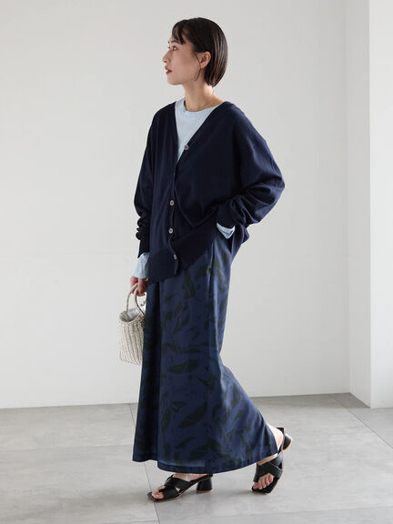 【2026年3月InRed掲載波瑠さん着用】ペイントパターンナロースカート（オフホワイト/ネイビー）｜Te chichi（テチチ）通販