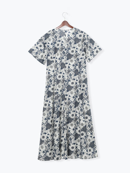 【LIBERTY FABRICS】Vネックフレアワンピース（ブラック/ネイビー）｜Te chichi（テチチ）通販
