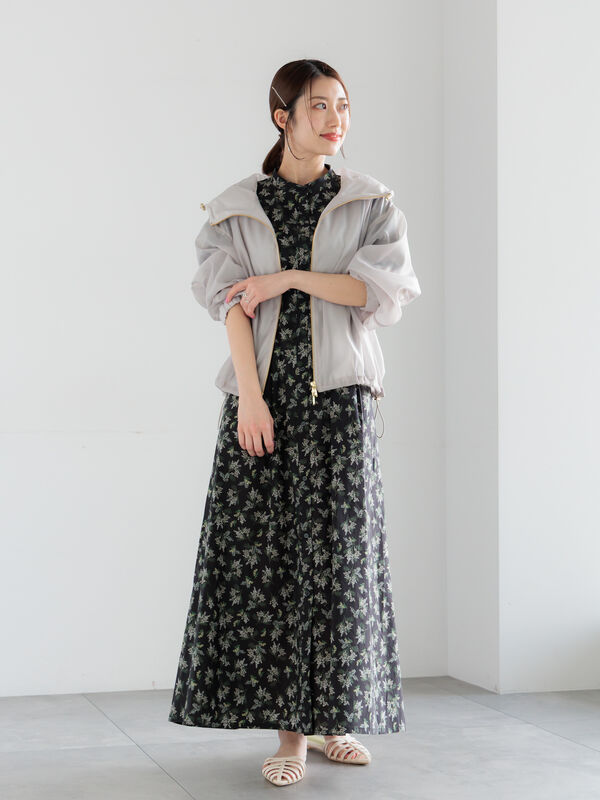 LIBERTY Techichi 花柄 ワンピース セール】 【LIBERTY FABRICS】ウエストタックワンピース（ブラック