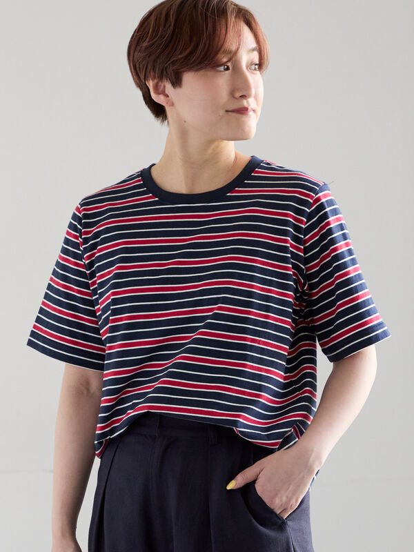 (美品) visvim ボーダー柄 クルーネック Tシャツ ネイビー×レッド セール】 マルチボーダーTシャツ（ブラック/ベージュ/ネイビー