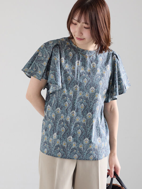 LIBERTY FABRICS】フレアスリーブブラウス（チャコールグレー