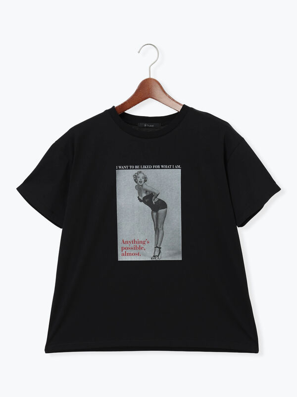期間限定】 マリリンモンローモノクロフォトTシャツ（オフホワイト
