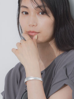 セール】 ニュアンスメタルバングル《2026 SUMMER LOOK item