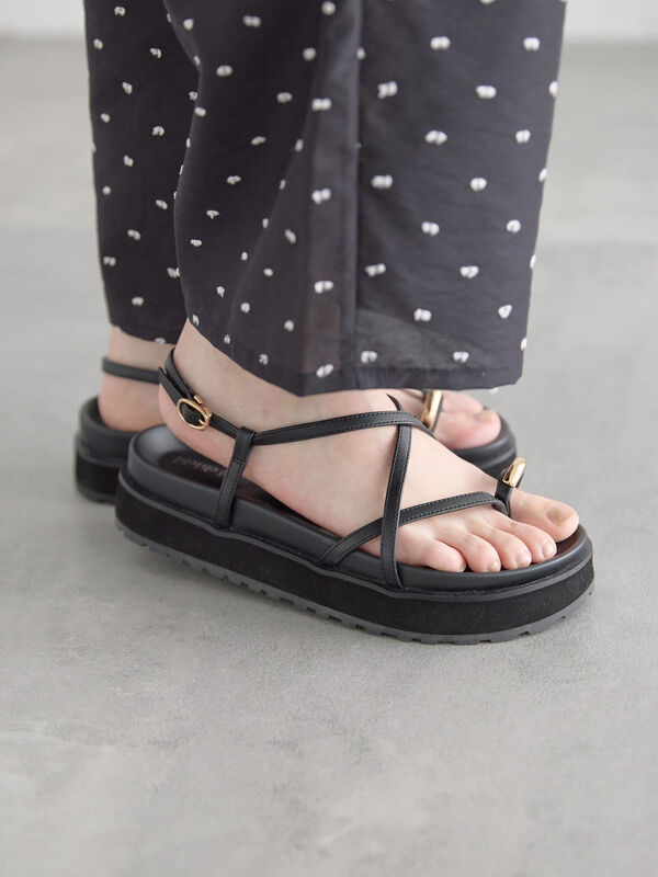 セール】 フットベットラインサンダル《2026 SUMMER LOOK item》（オフ