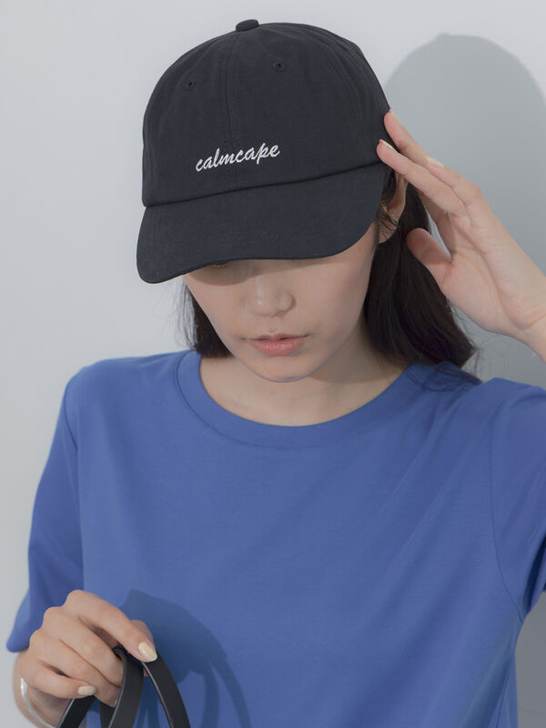 ロゴ刺繍キャップ《2026 SUMMER LOOK item》（ブラック/ベージュ