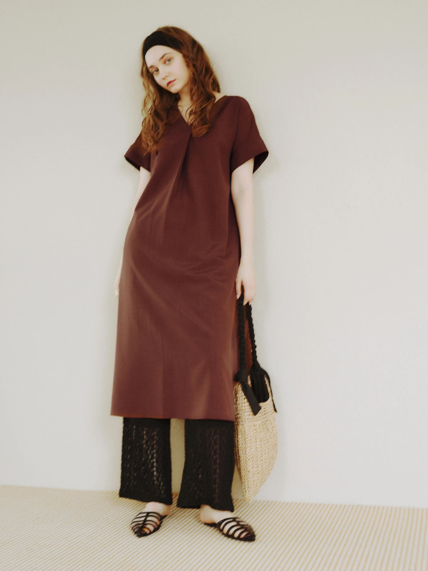 セール】 麻調サックワンピース《2026 SUMMER LOOK item》（ブラック