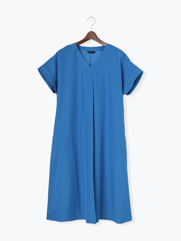 麻調サックワンピース《2026 SUMMER LOOK item》（ブラック/レッド