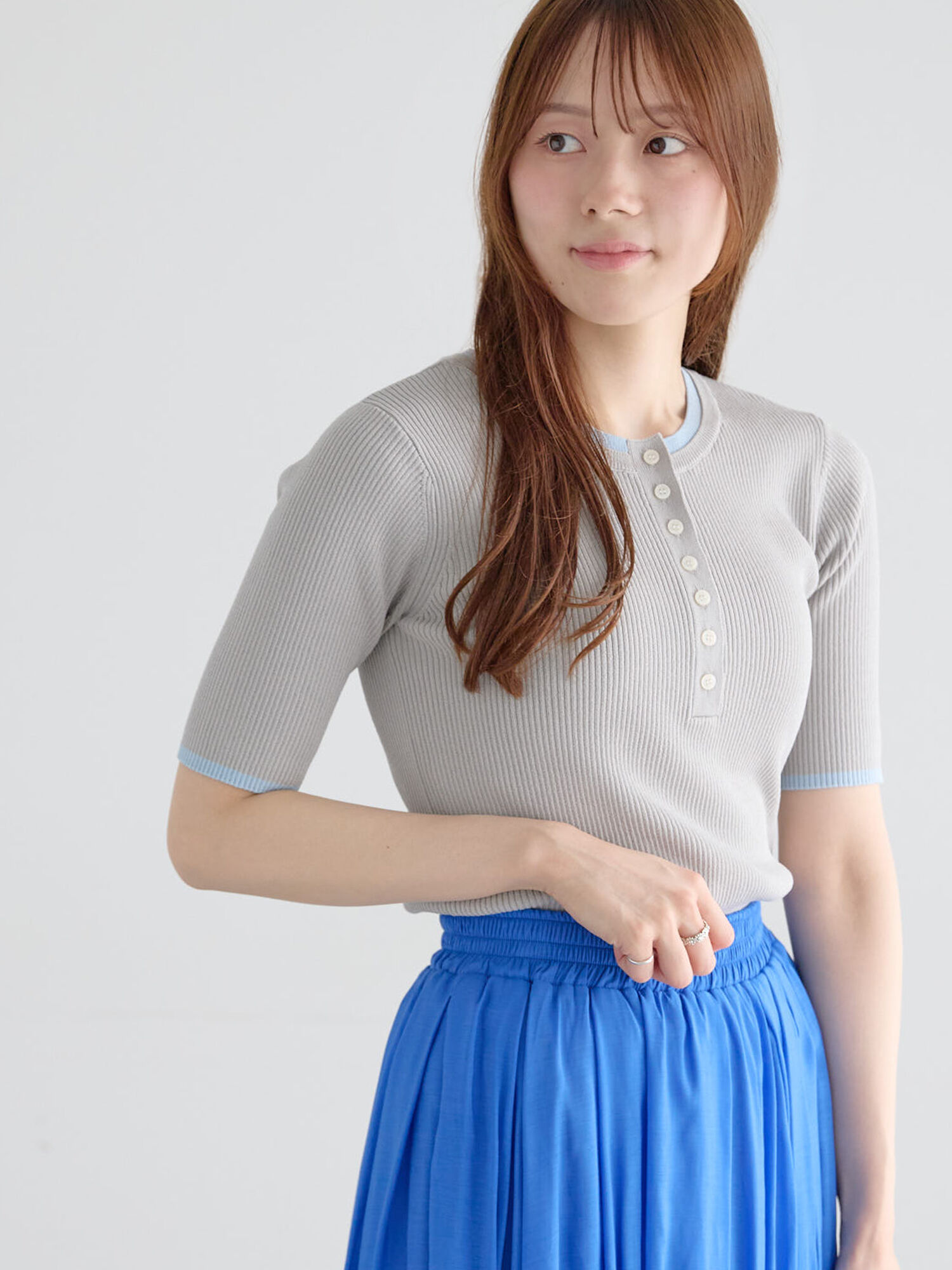 セール】 【UVカット】ヘンリーネック5分袖配色リブニット（オフ