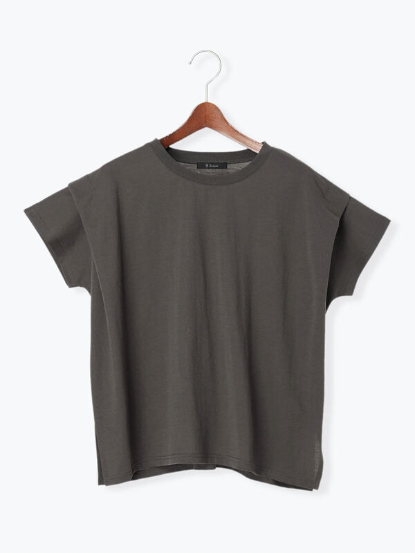 接触冷感】ショルダータックTシャツ（オフホワイト/チャコールグレー