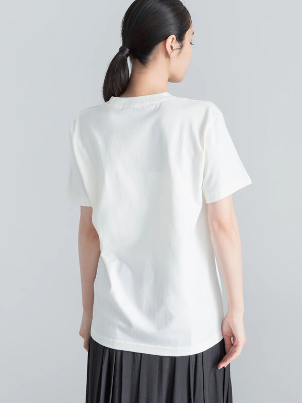 プラダを着た悪魔】ミランダTシャツ（オフホワイト/アイボリー