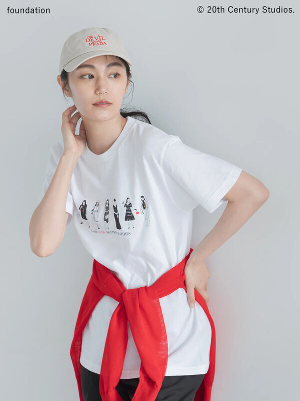 プラダを着た悪魔】アンドレアTシャツ（オフホワイト/アイボリー