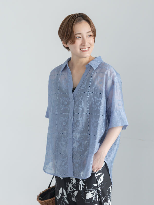 セール】 カットワーク刺繍5分袖スキッパーシャツ（オフホワイト