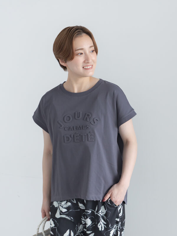 セール】 【接触冷感】エンボスロゴフレンチスリーブTシャツ（オフ