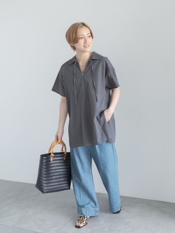 衿付きスキッパーチュニックプルオーバー（オフホワイト