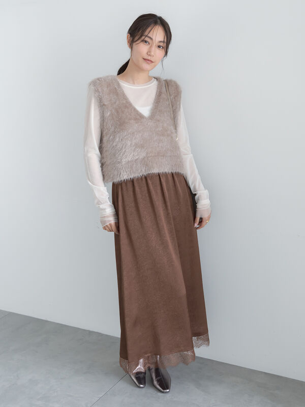 セール】 レースヘムサテンスカート《2026 AUTUMN LOOK item