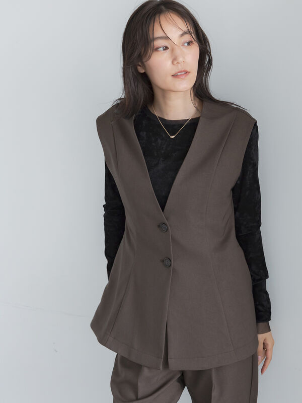 【UVカット/ウォッシャブル/撥水加工】ウールライクノーカラーフレアジレ(セットアップ可)《2026 AUTUMN LOOK item》（ブラウン）｜Te chichi（テチチ）通販