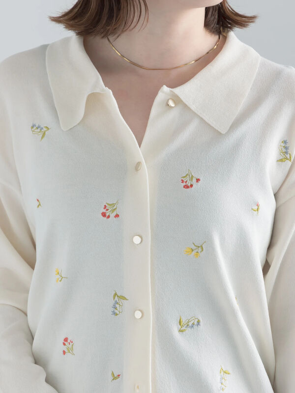 ポロカラー刺繍ロングスリーブニット（オフホワイト/グレー/ブラック