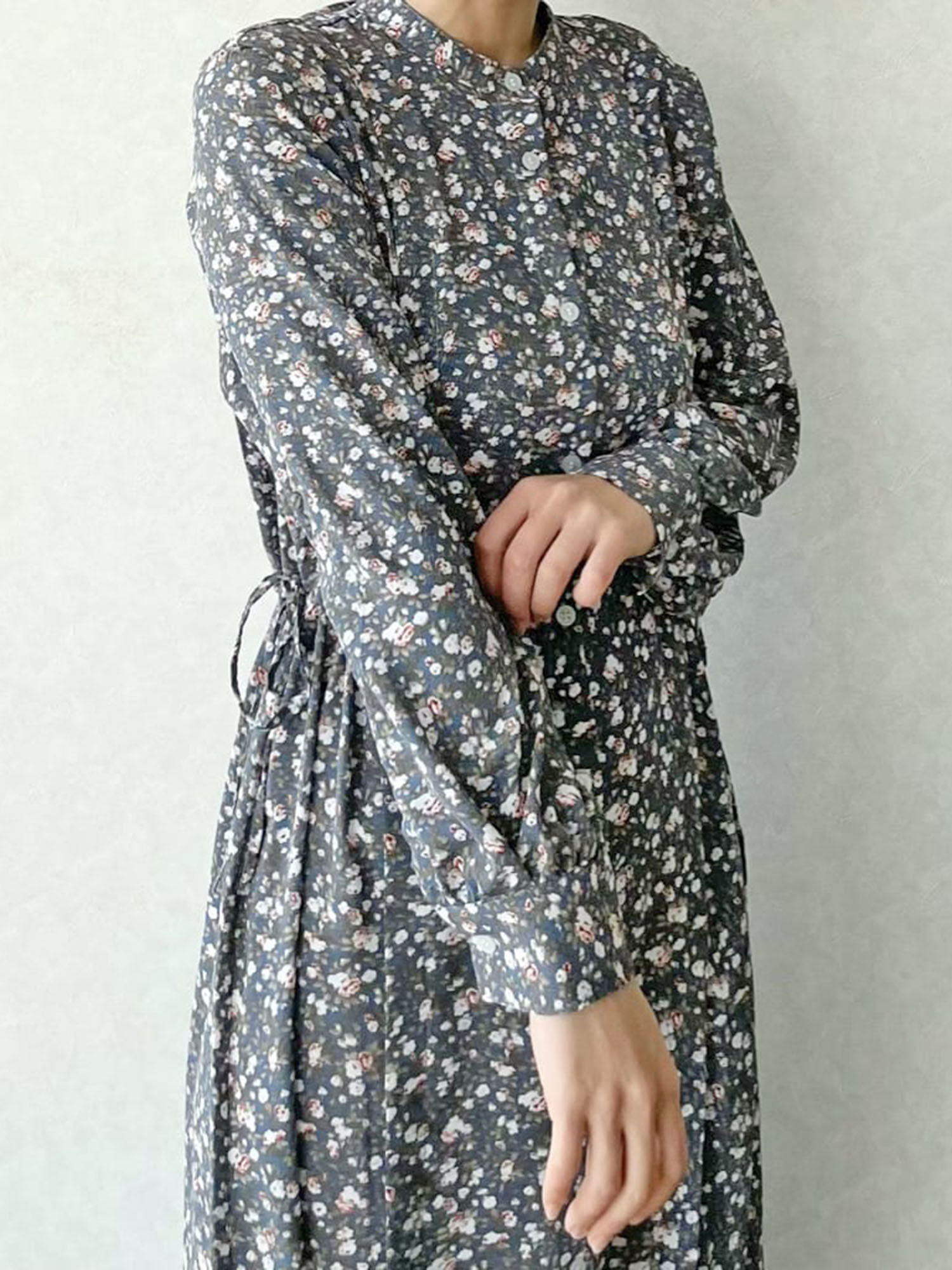 セール 花柄サイドリボンワンピース ブラック ブラウン ブルー ワンピース ワンピース Te Chichi Terrasse テチチ テラス 公式通販