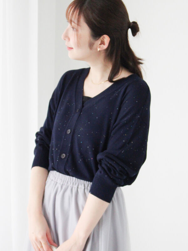 セール】 スパンコールVネックカーディガン（オフホワイト/グレー  