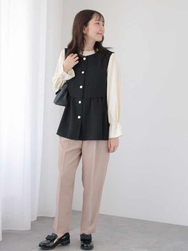 美品】TO BE CHIC ダークブルー パール装飾付きパンツ 46