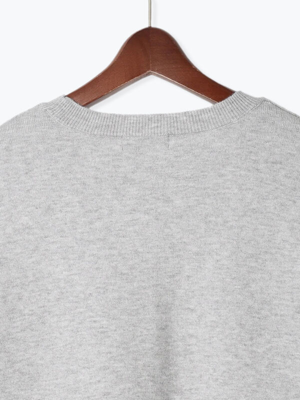 セール】 リボン刺繍クルーネックニット（オフホワイト/グレー