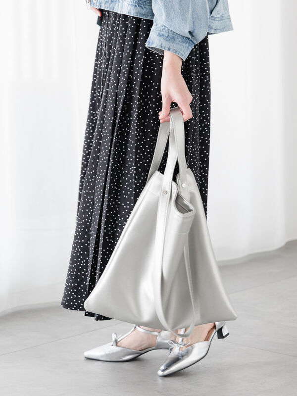 セール】 2WAYトートバッグ《2025spring catalog item》（シルバー