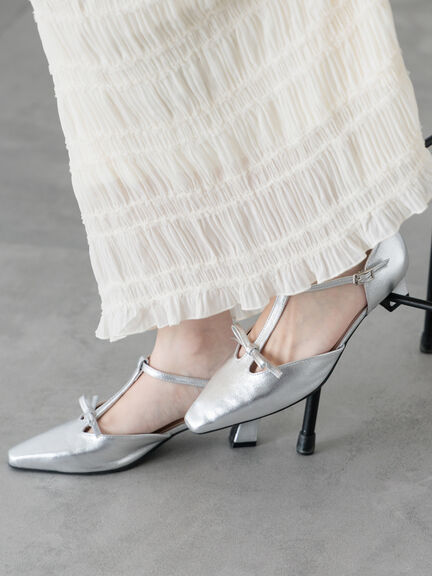 Tストラップパンプス《2025spring catalog item》（オフホワイト/シルバー/ブラック）｜Te chichi TERRASSE（テチチ テラス）通販