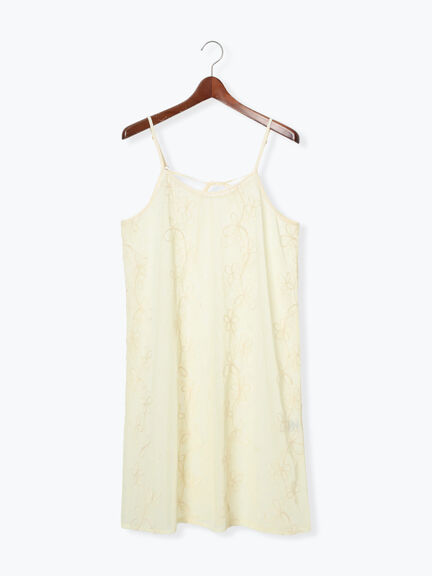 メッシュフラワーコードキャミワンピース《2025spring catalog item》（オフホワイト/ブラック）｜Te chichi TERRASSE（テチチ テラス）通販
