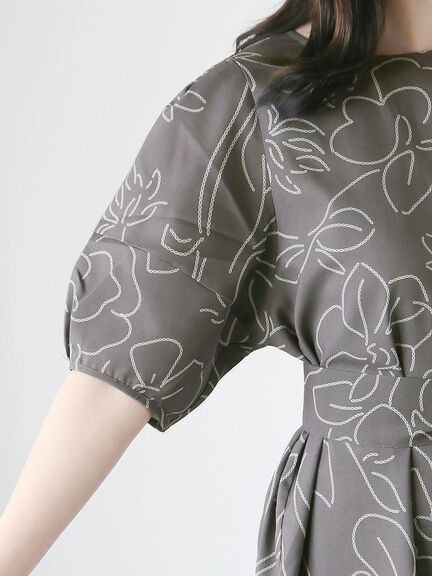 【日比谷花壇コラボ】刺繍ライクプリントワンピース（チャコールグレー/ベージュ/グリーン）｜Te chichi TERRASSE（テチチ テラス）通販