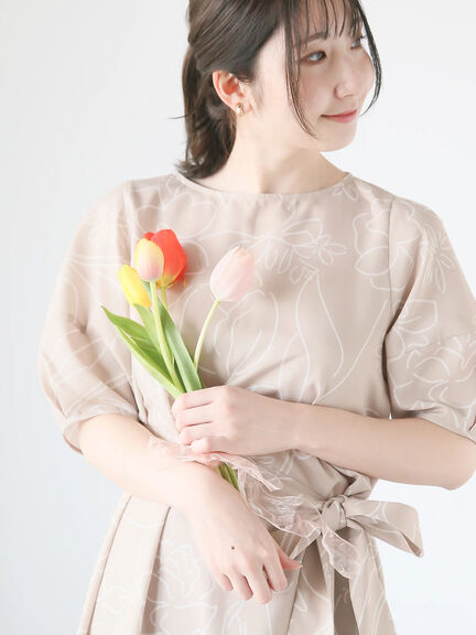 【日比谷花壇コラボ】刺繍ライクプリントワンピース（チャコールグレー/ベージュ/グリーン）｜Te chichi TERRASSE（テチチ テラス）通販