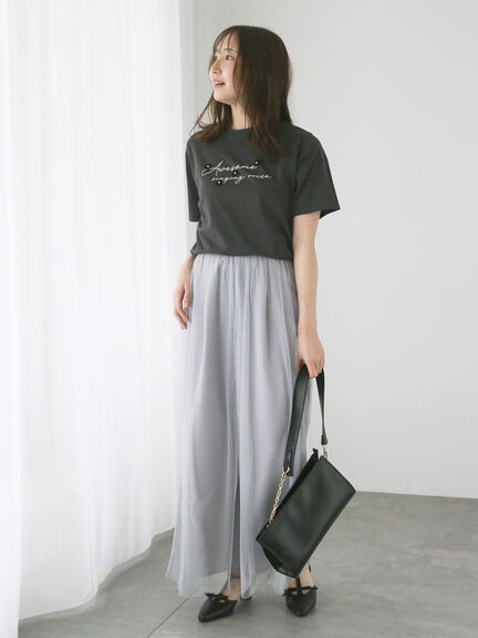 フラワーモチーフロゴTシャツ（オフホワイト/チャコールグレー/ベージュ）｜Te chichi TERRASSE（テチチ テラス）通販