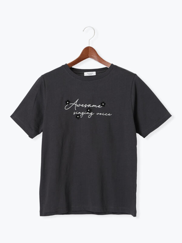 セール】 フラワーモチーフロゴTシャツ（オフホワイト