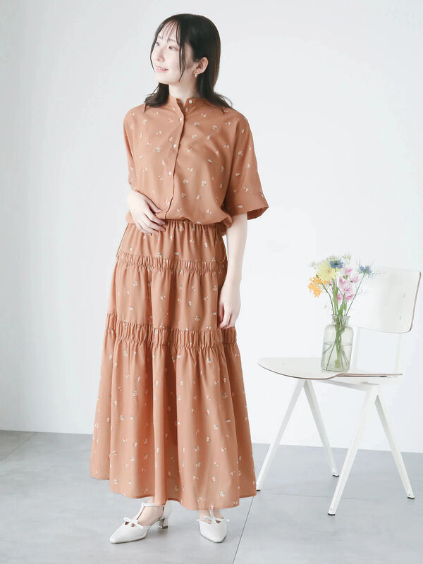 セール】 【日比谷花壇コラボ】プリントシャーリングスカート