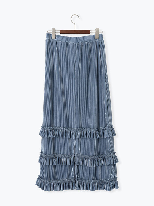 セール】 裾フリルプリーツスカート（オフホワイト