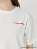 【OSAMU GOODS×Te chichi TERRASSE】バックプリントTシャツ（オフホワイト/チャコールグレー）｜Te chichi TERRASSE（テチチ テラス）通販
