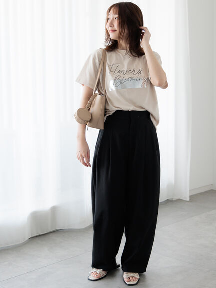 【接触冷感】箔BIGロゴTシャツ（オフホワイト/チャコールグレー/ベージュ）｜Te chichi TERRASSE（テチチ テラス）通販